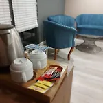 아파트호텔 White Golden 트라존