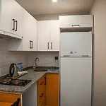 White Golden 아파트호텔 4*