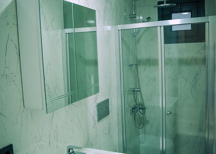 White Golden Aparthotel 4*