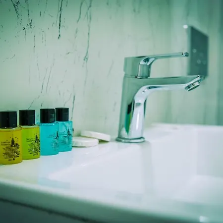 White Golden Aparthotel