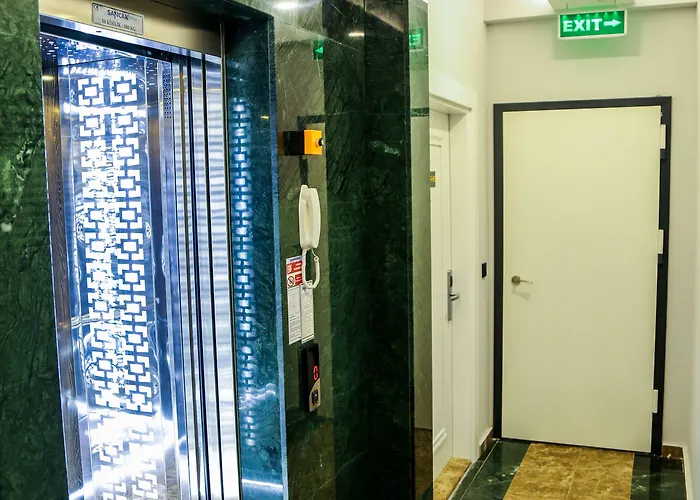 White Golden ترابزون